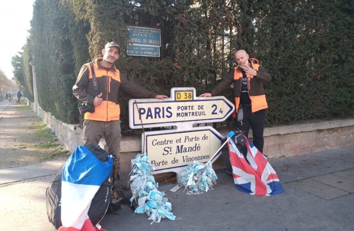 Da Marsiglia a Parigi per raccogliere mascherine